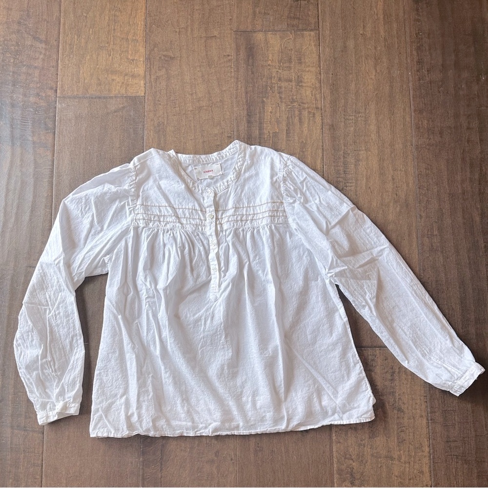 XiRENA White Blouse - Size Small
